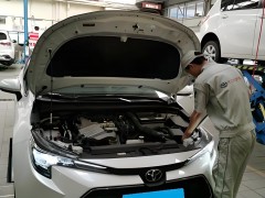 辨別泡水車的簡單方法圖片