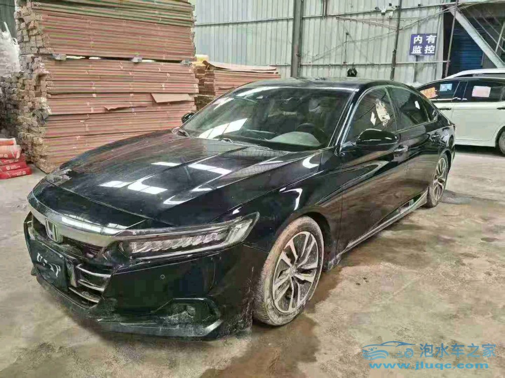 22年本田雅閣泡水車