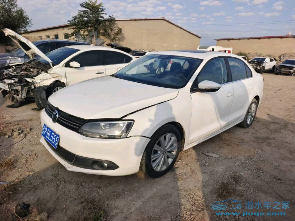 14年大眾速騰泡水車