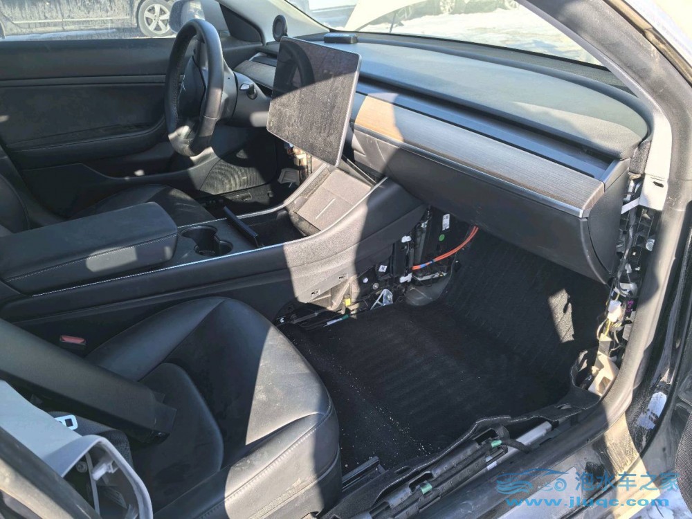 21年特斯拉MODEL 3